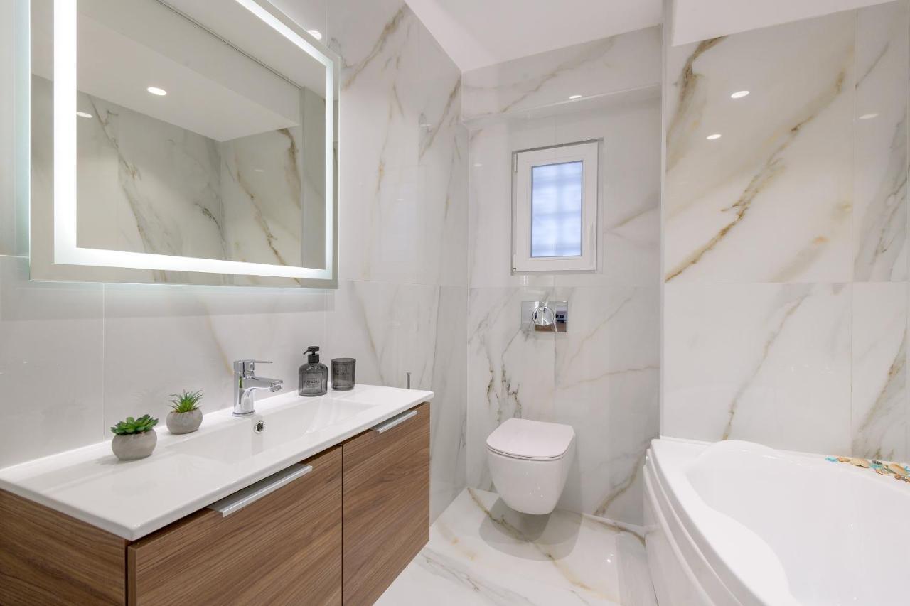 Harmony Elegant Central Apartment Rhodes City Extérieur photo